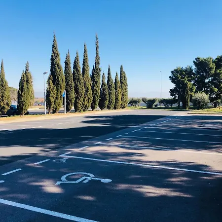 Ξενοδοχείο Du Village Catalan